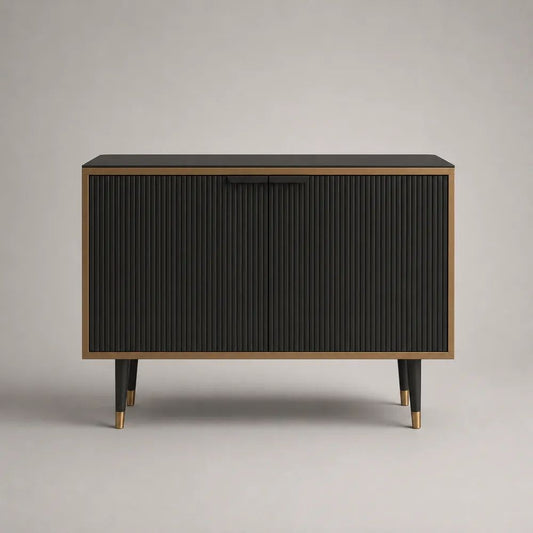 2-türiges Sideboard aus Holz mit Metallbeinen, Schwarz/Braun/Goldfarben, 120 × 40 × 80 cm
